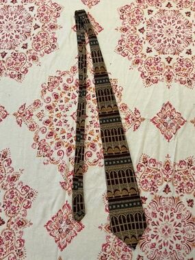 Vintage UNICEF Silk Tie Architectural Italy Florence Cathedral Pattern